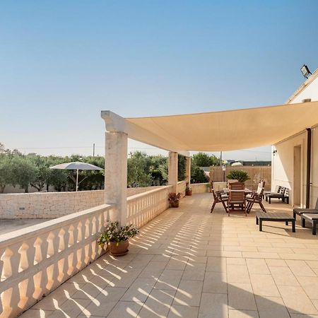 Tenuta Con Due Abitazioni Indipendenti Villa Martina Franca Exterior foto